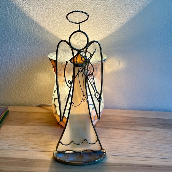 Vintage Stained Glass Angel with Violin figurine 8” Amber glass gold tone metal - Picture 4 of 6